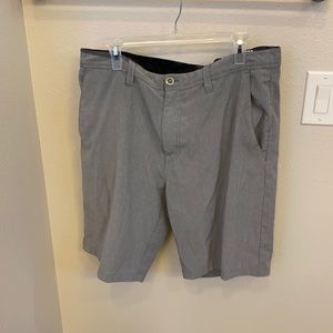 Men’s grey Volcom shorts